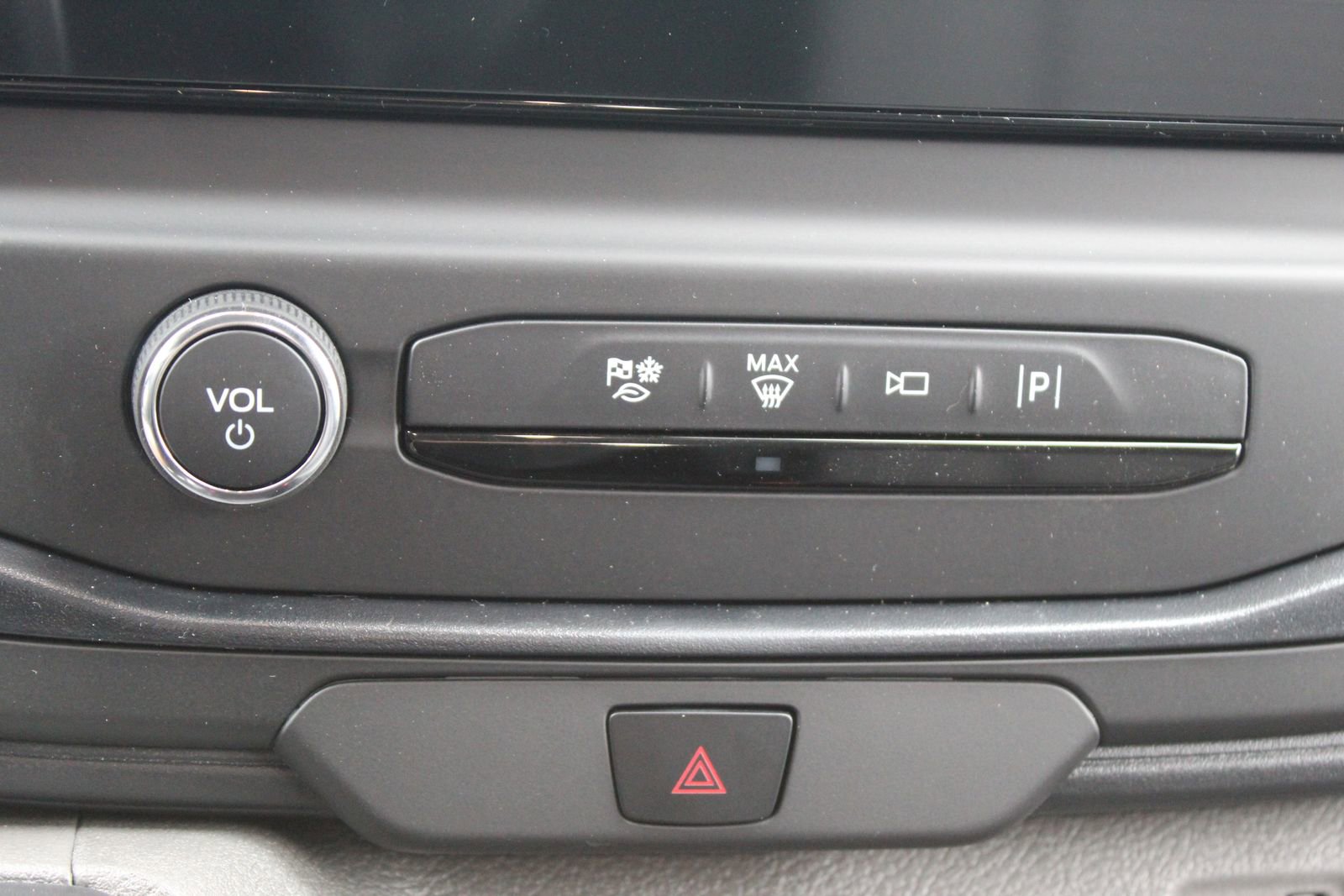 New 2025 Ford Transit 250 148 Medium Roof w/ Load Area Protection Package image 22