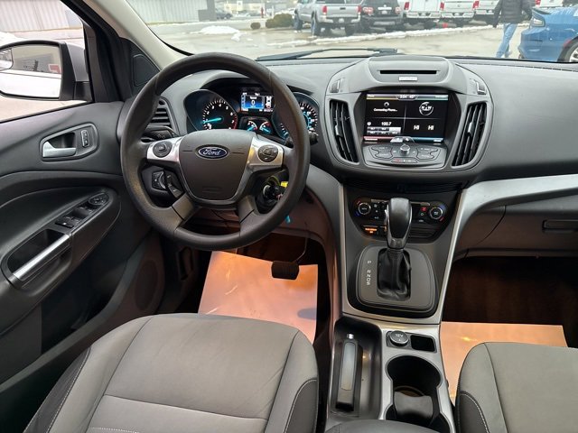 Used 2015 Ford Escape SE w/ Equipment Group 201A image 10