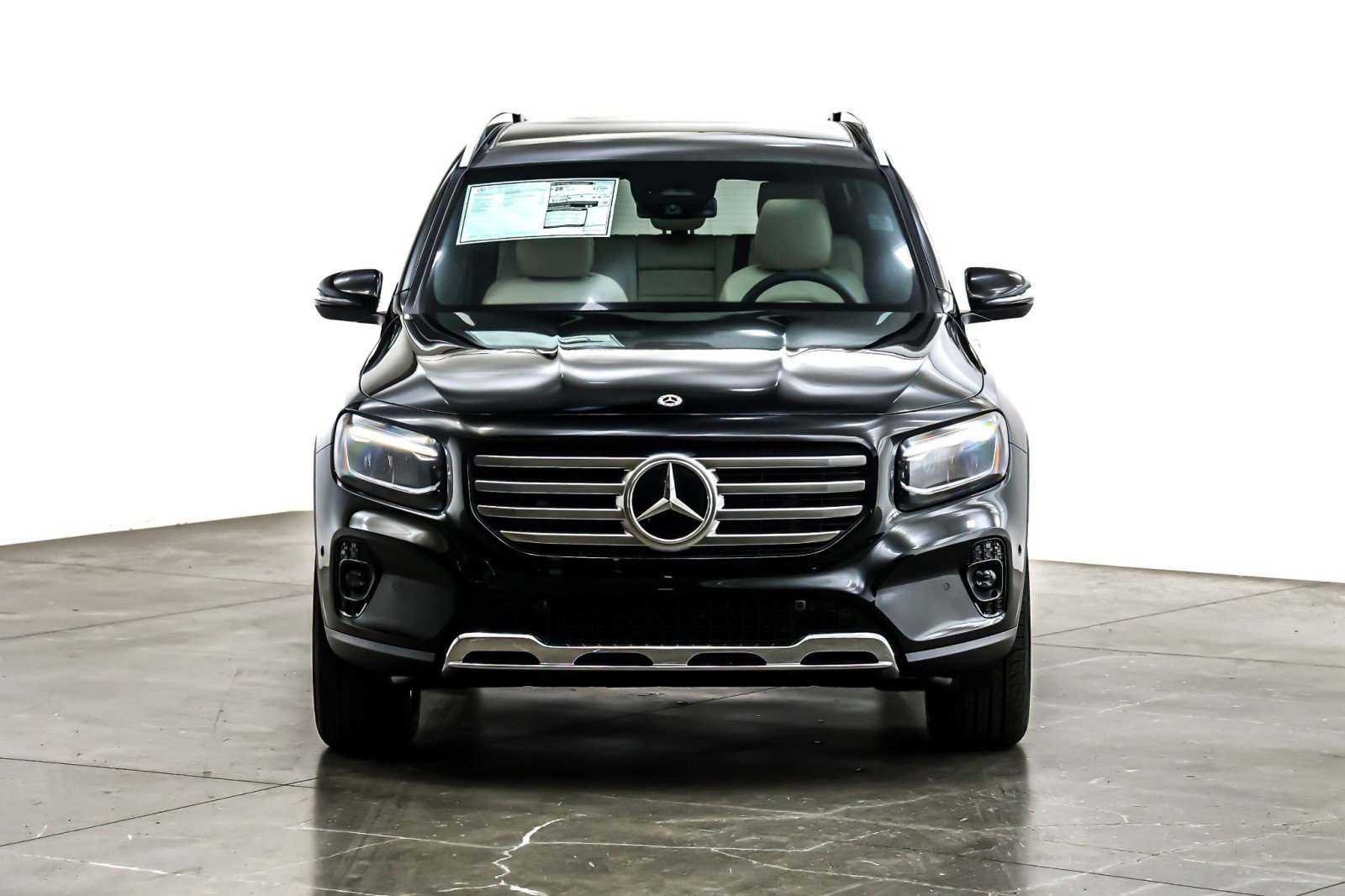 New 2026 Mercedes-Benz GLB 250 image 2