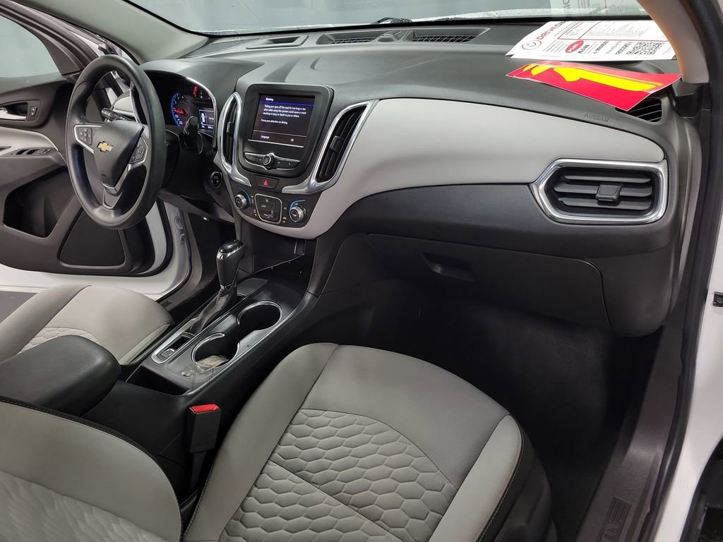 Used 2020 Chevrolet Equinox LS image 23