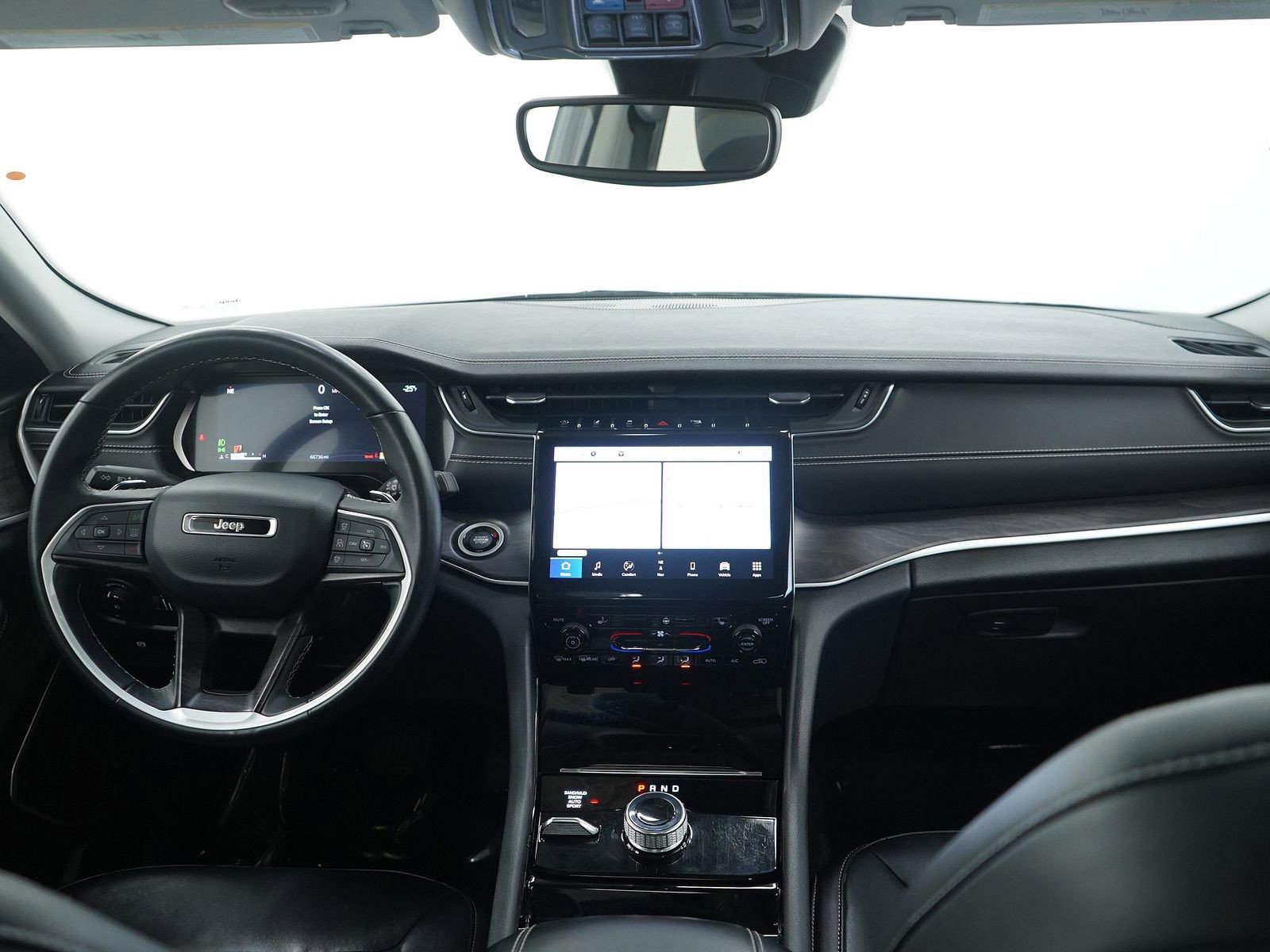 Used 2022 Jeep Grand Cherokee Limited image 13