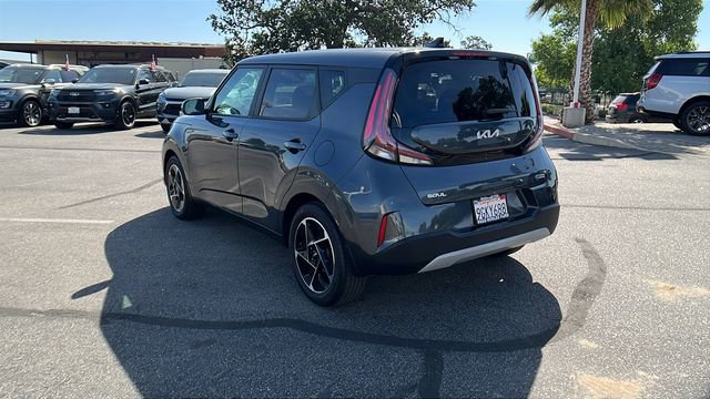 Used 2023 Kia Soul EX FWD image 5