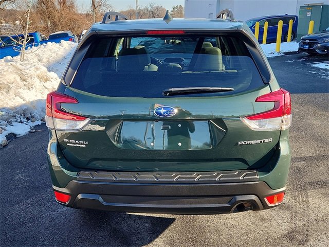 Used 2022 Subaru Forester Premium image 5