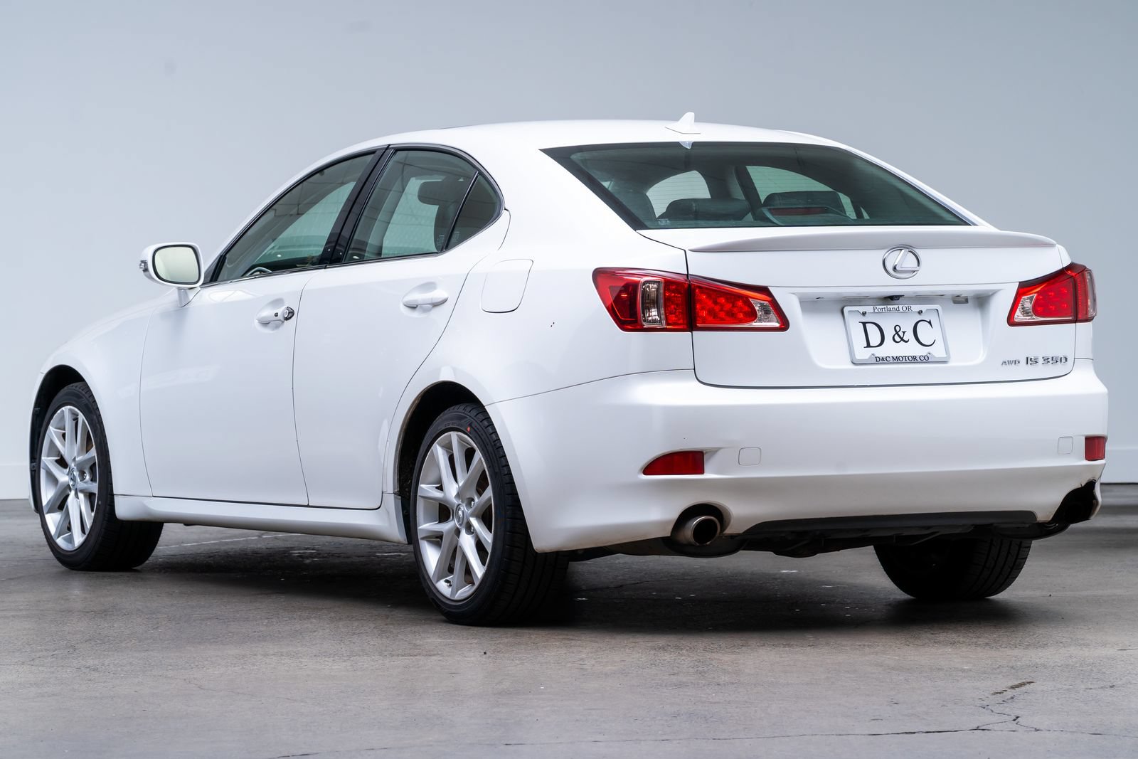 Used 2011 Lexus IS 350 AWD w/ Luxury Plus Value Edition image 4