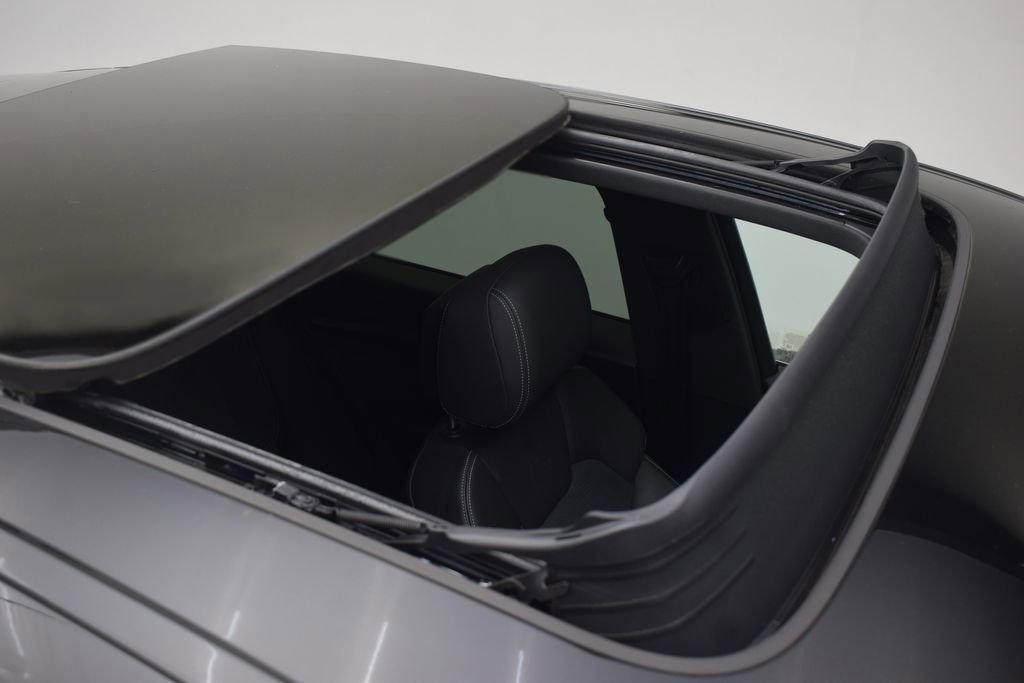 Used 2022 Audi SQ5 Premium image 16