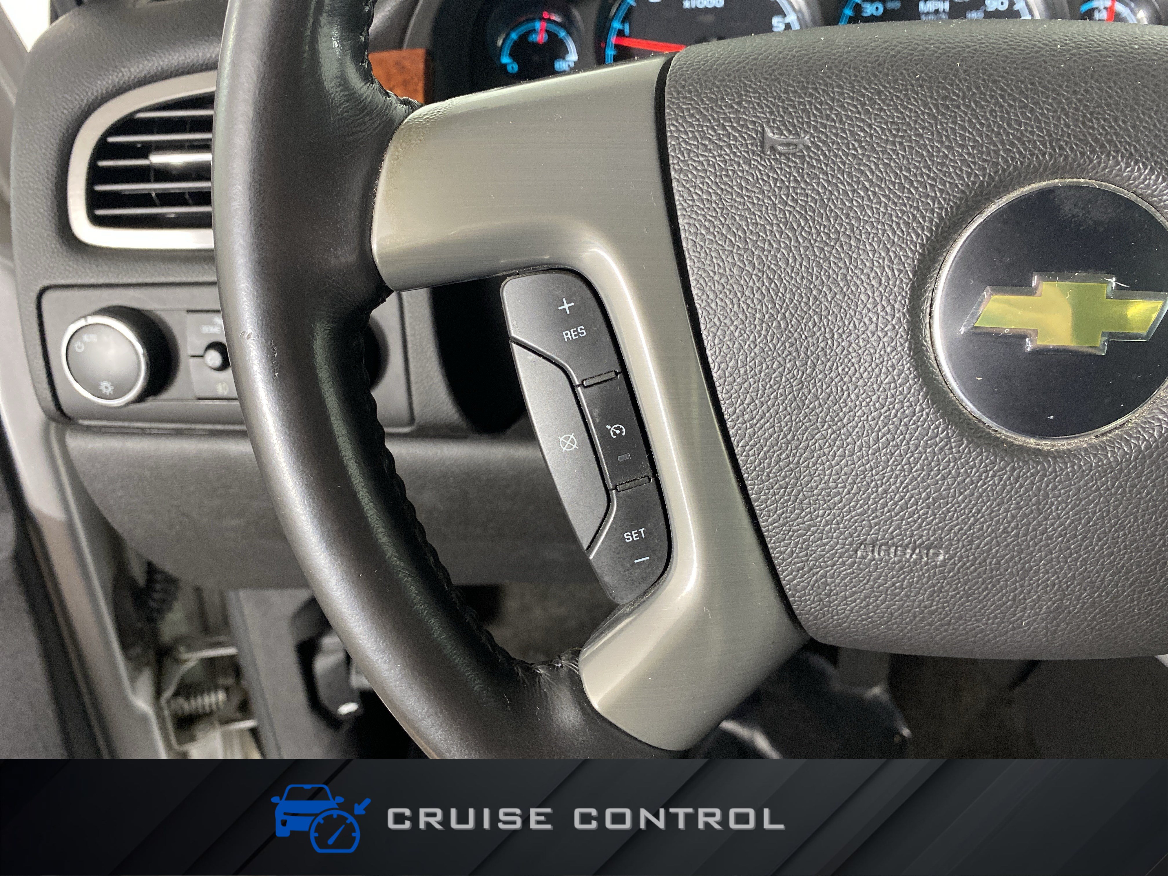 Used 2011 Chevrolet Avalanche LS w/ Regional Value Package AWD/4WD image 22