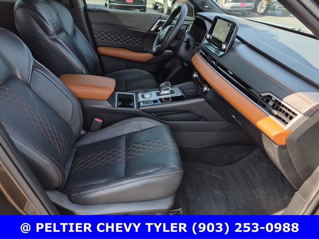 Used 2022 Mitsubishi Outlander SEL AWD/4WD image 12