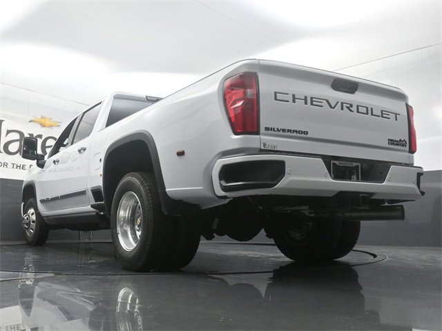 New 2026 Chevrolet Silverado 3500 High Country w/ High Country Premium Package image 32