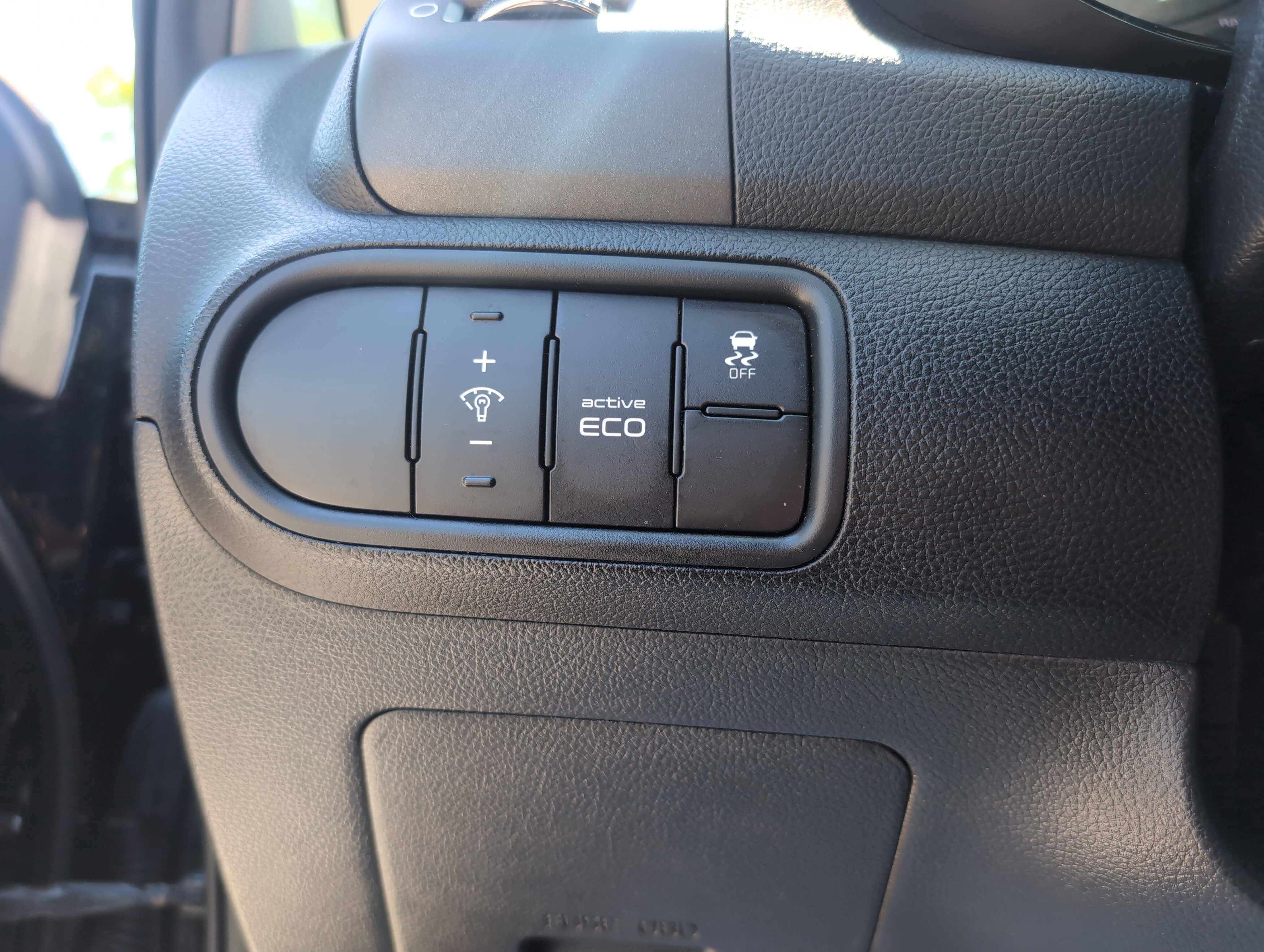 Used 2016 Kia Forte LX FWD image 32