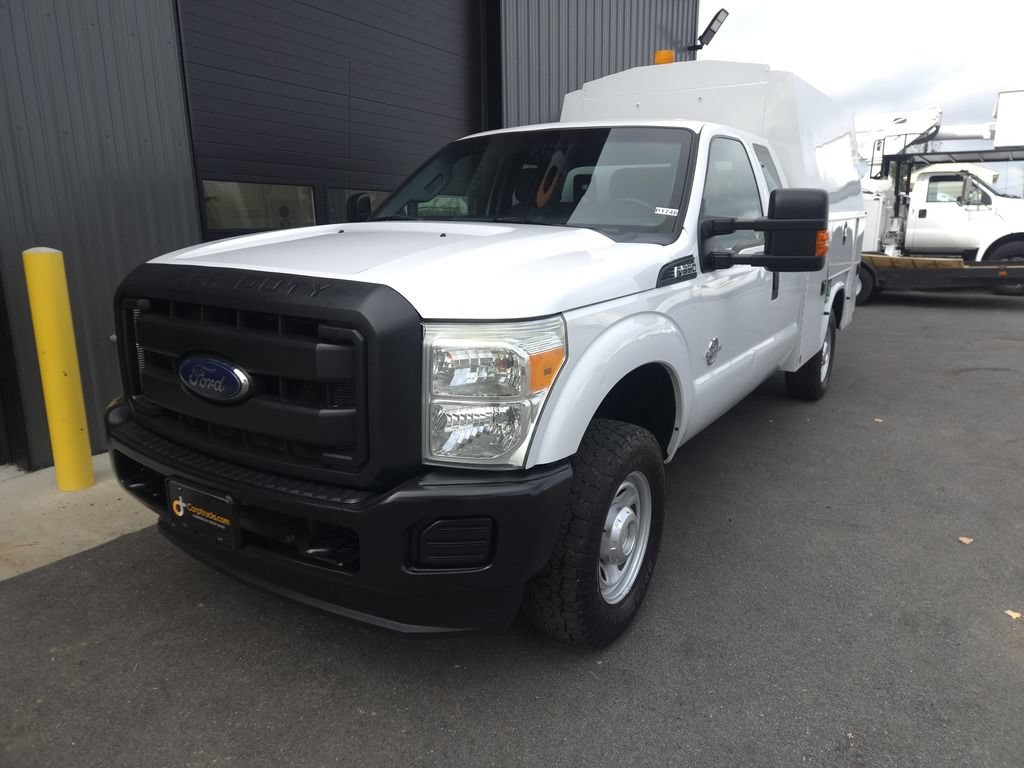 Used 2015 Ford F350 XL w/ Power Equipment Group AWD/4WD image 2