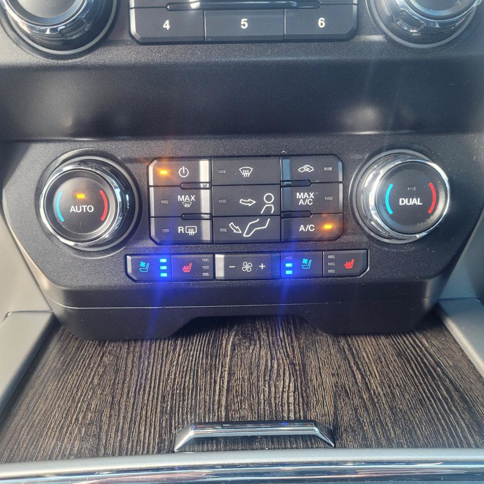 Used 2021 Ford F350 Lariat AWD/4WD image 25