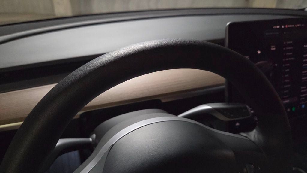 Used 2023 Tesla Model Y Long Range AWD/4WD image 48