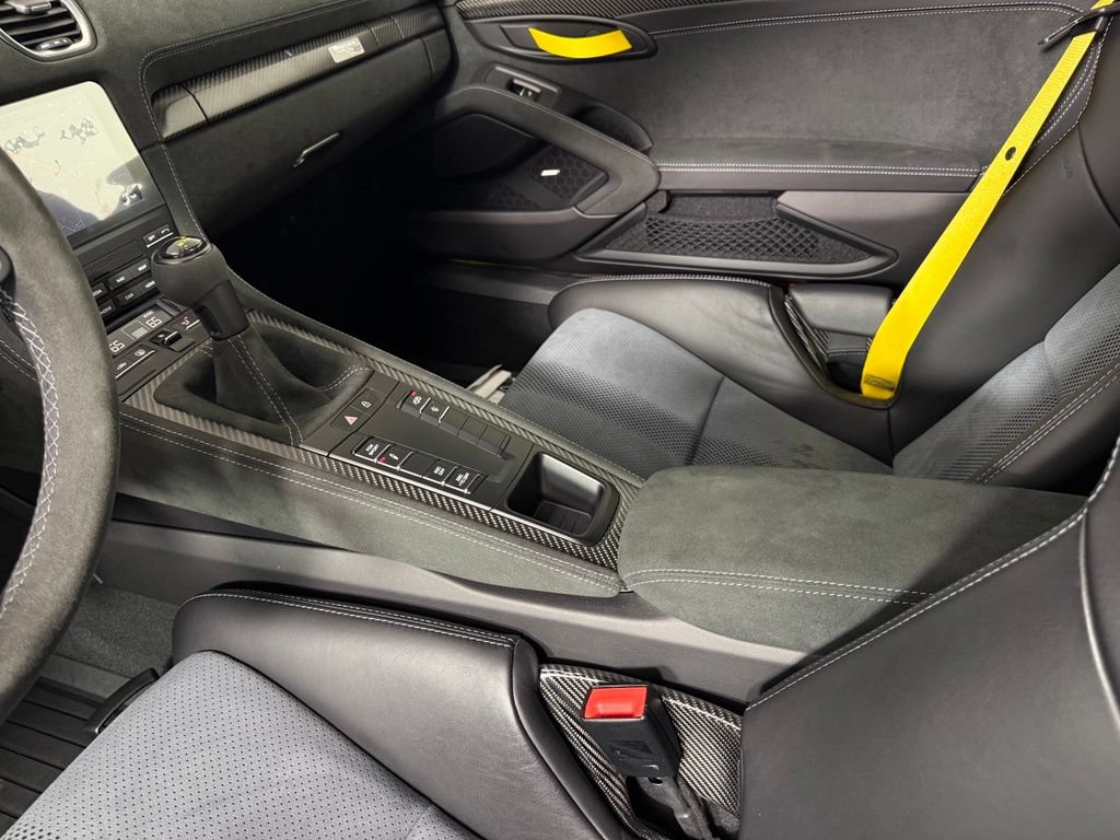 Certified 2024 Porsche 718 Boxster Spyder RS RWD image 23