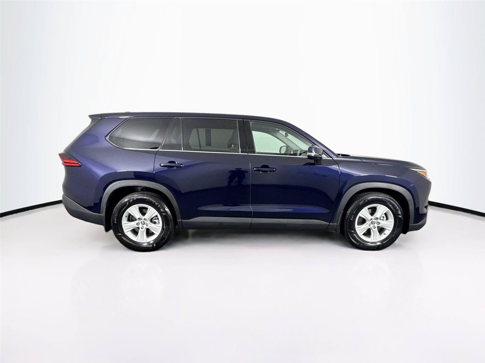 Certified 2026 Toyota Grand Highlander FWD image 10