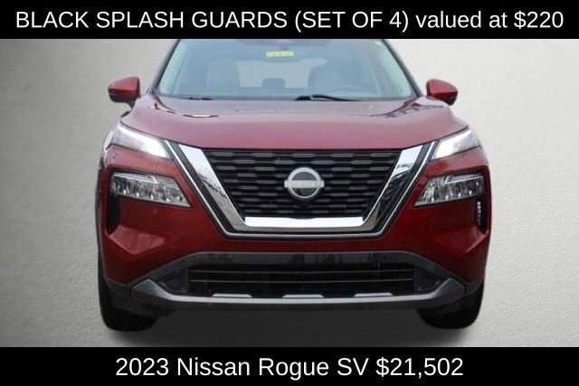 Used 2023 Nissan Rogue SV image 3