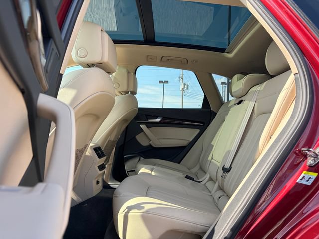 Used 2018 Audi Q5 2.0T Premium Plus AWD/4WD image 12