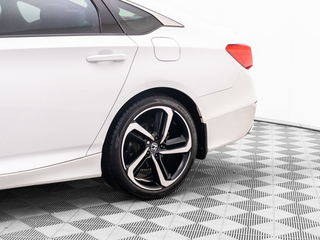 Certified 2018 Honda Accord Sport image 31
