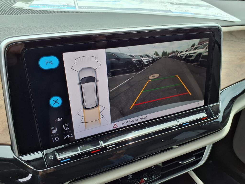 New 2026 Volkswagen Atlas SE image 20