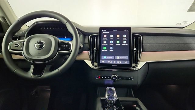New 2026 Volvo XC90 B5 Plus w/ Protection Package AWD/4WD image 25