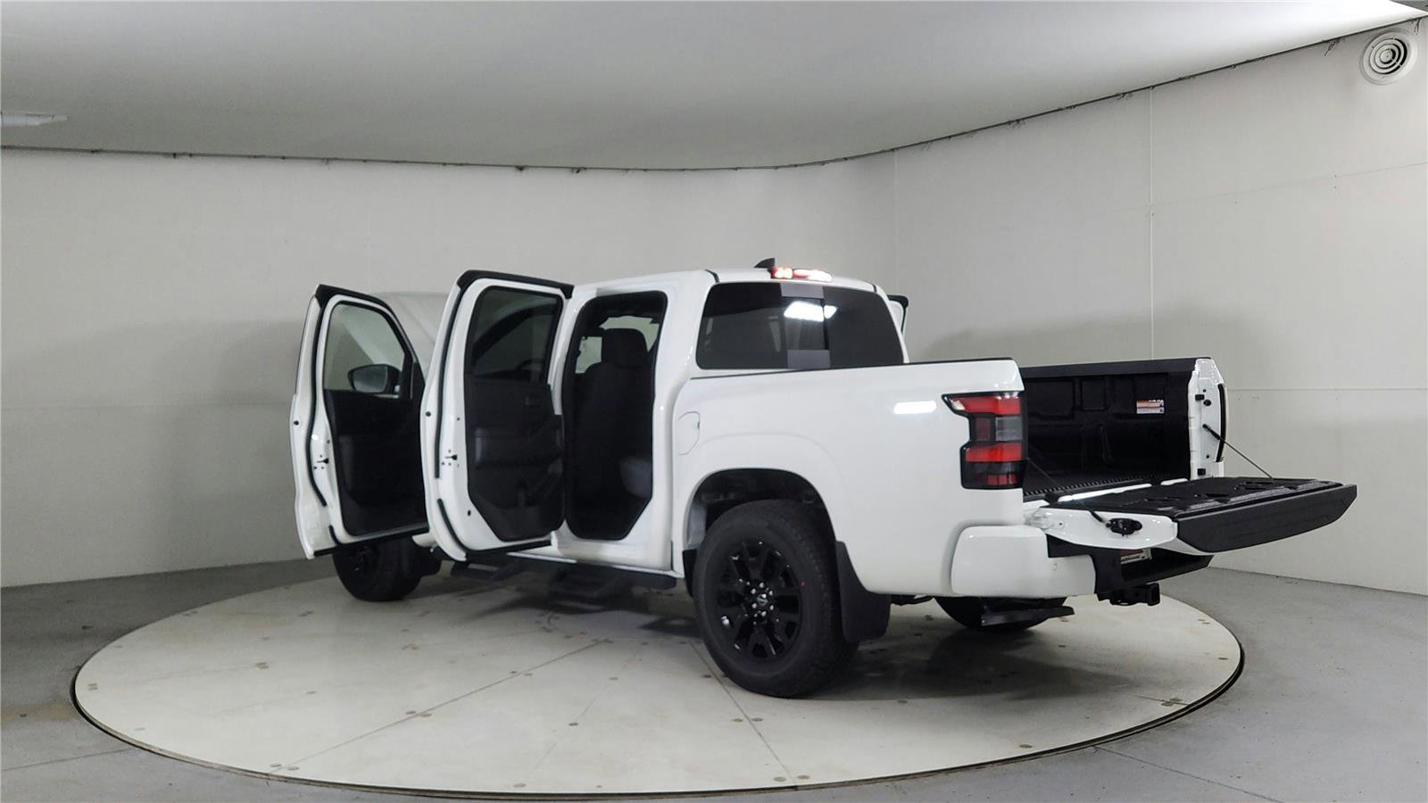 New 2026 Nissan Frontier SV w/ Tow Package AWD/4WD image 11