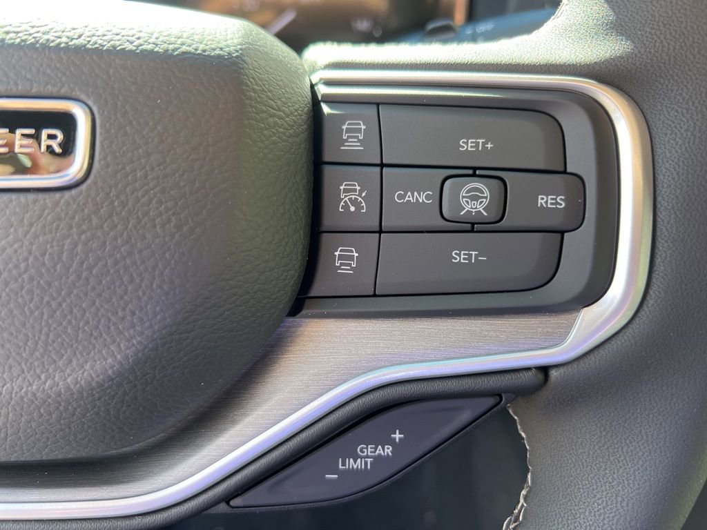 New 2026 Jeep Grand Wagoneer Limited image 15