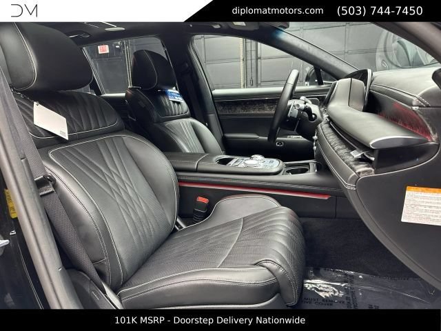 Used 2025 Genesis G90 3.5T AWD/4WD image 19