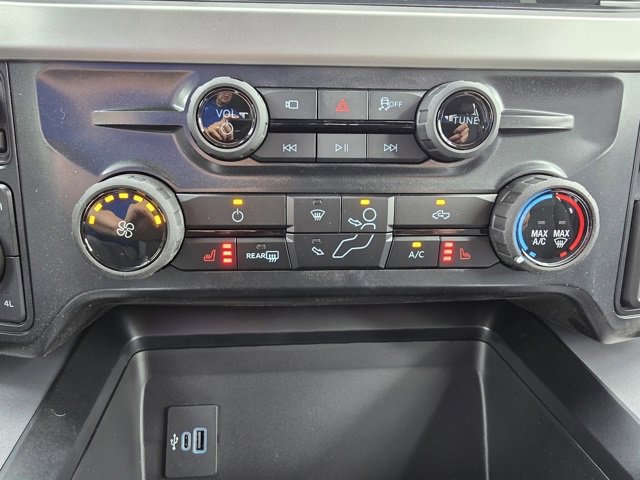 New 2025 Ford F250 XLT w/ Black Appearance Package image 17