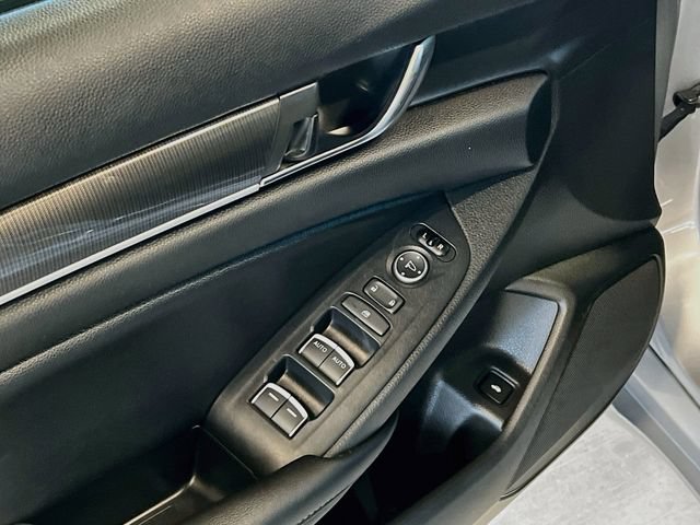 Used 2021 Honda Accord Sport image 12