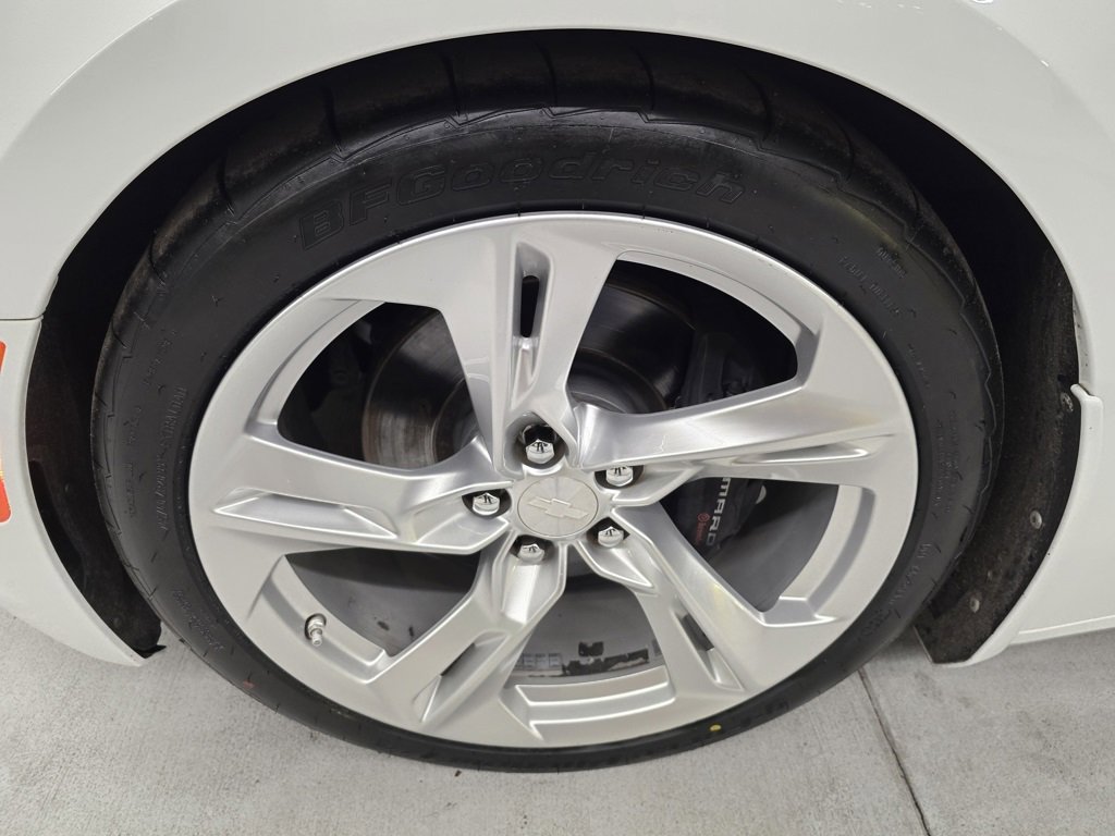 Used 2019 Chevrolet Camaro SS image 14