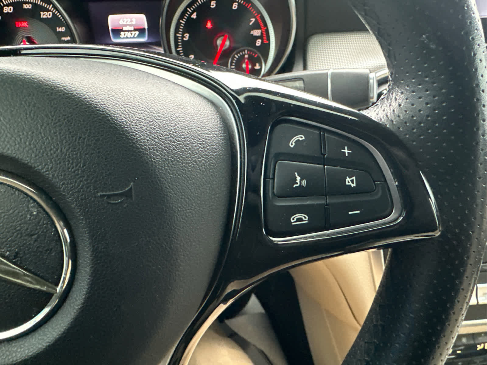 Used 2018 Mercedes-Benz CLA 250 4MATIC image 25