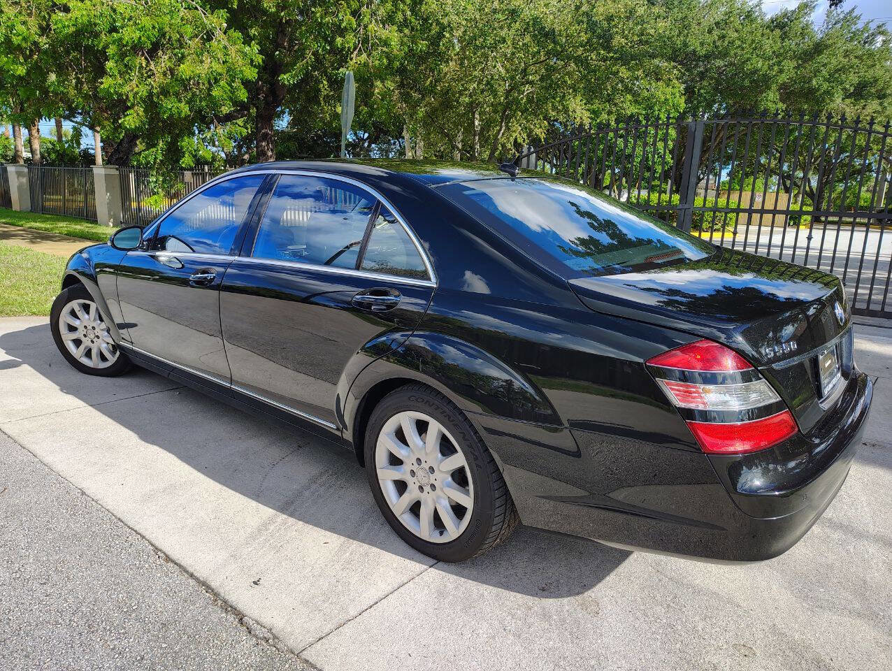 Used 2007 Mercedes-Benz S 550 image 13