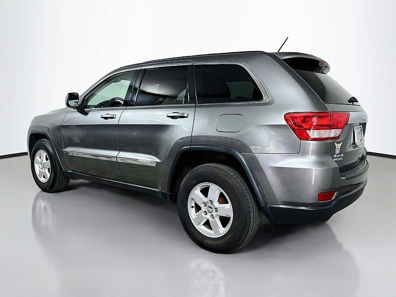 Used 2013 Jeep Grand Cherokee Laredo AWD/4WD image 5