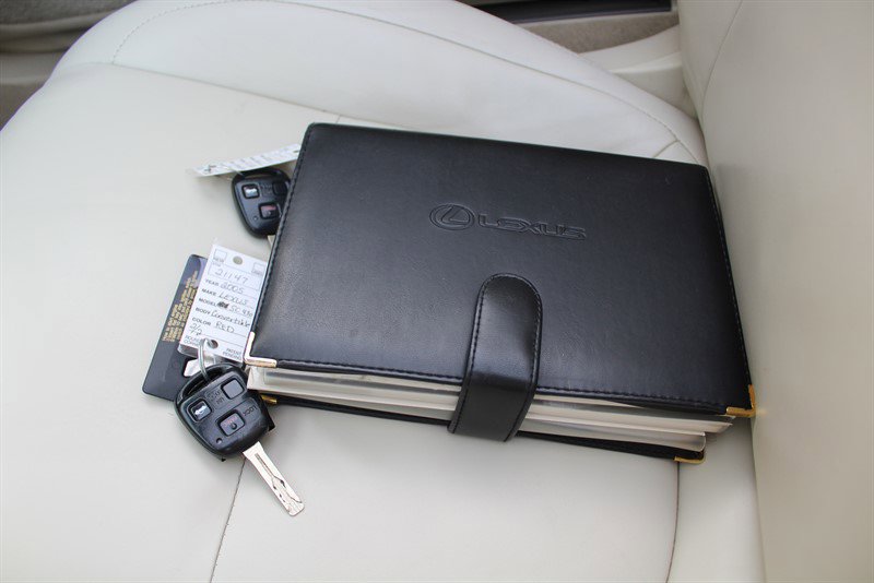 Used 2005 Lexus SC 430 Convertible image 18