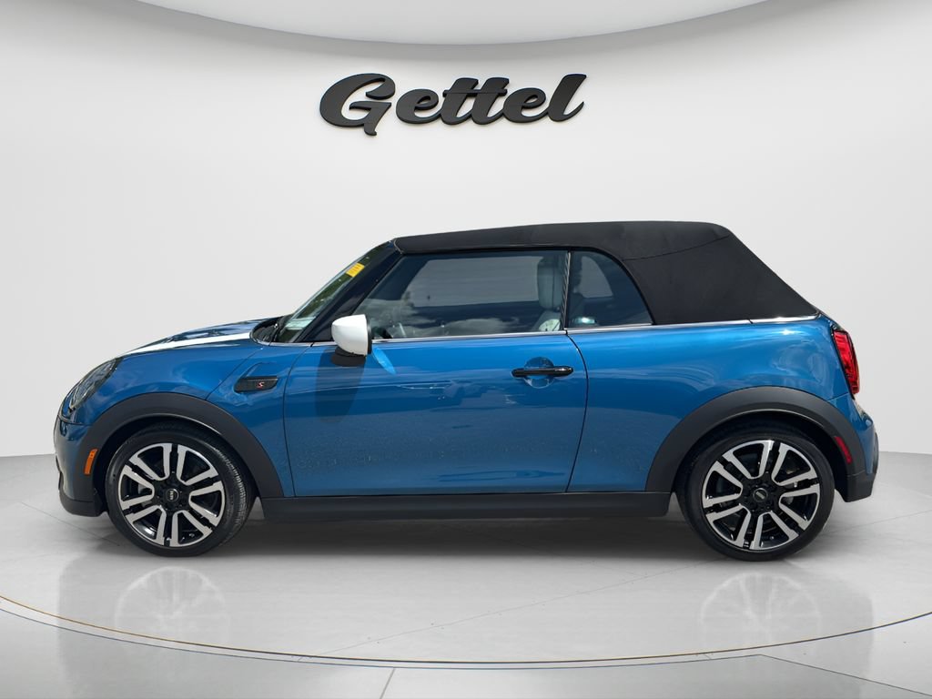 Used 2024 MINI Cooper S w/ Signature Upholstery Package FWD image 8