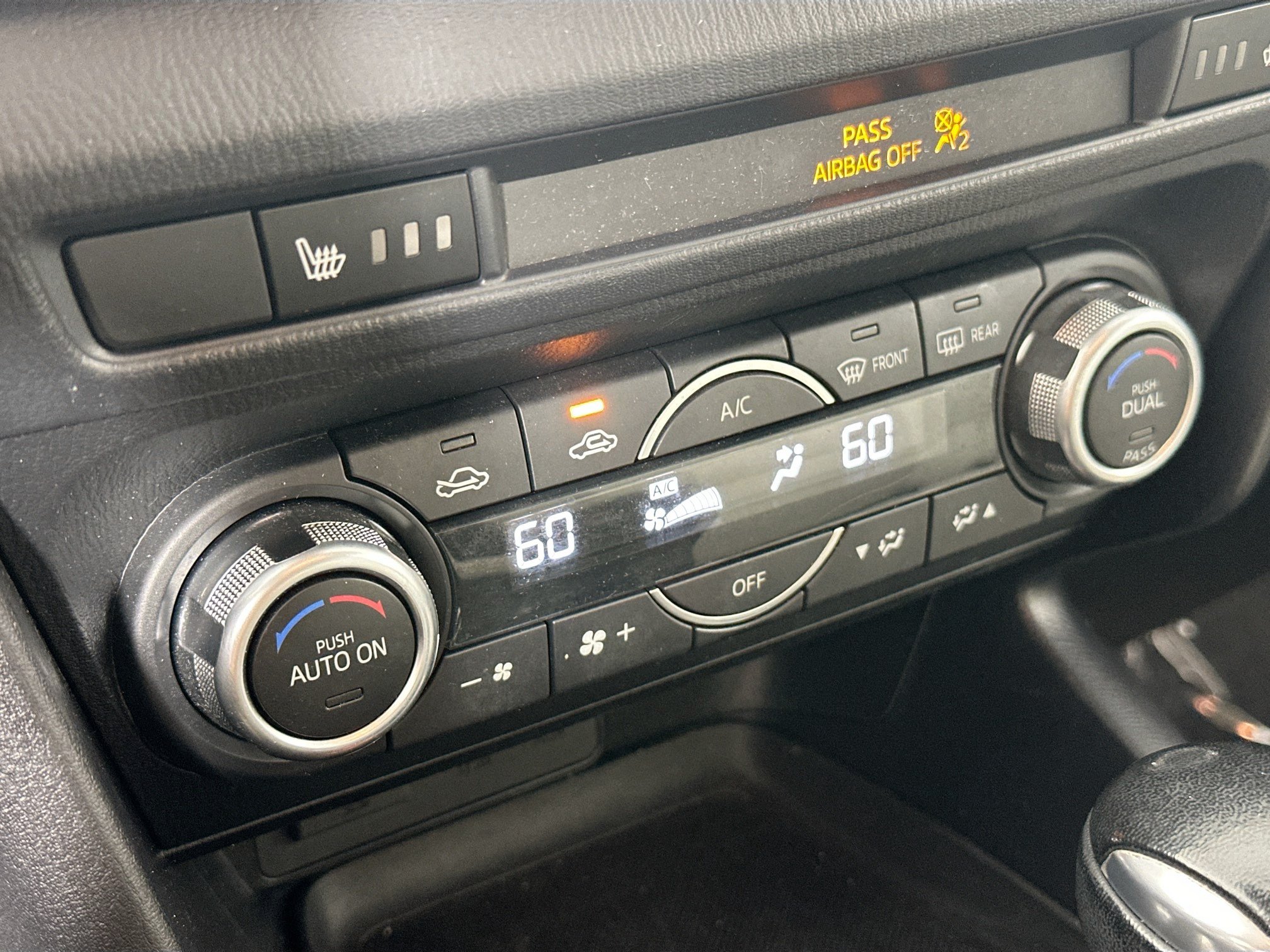 Used 2018 MAZDA MAZDA3 Grand Touring FWD image 16