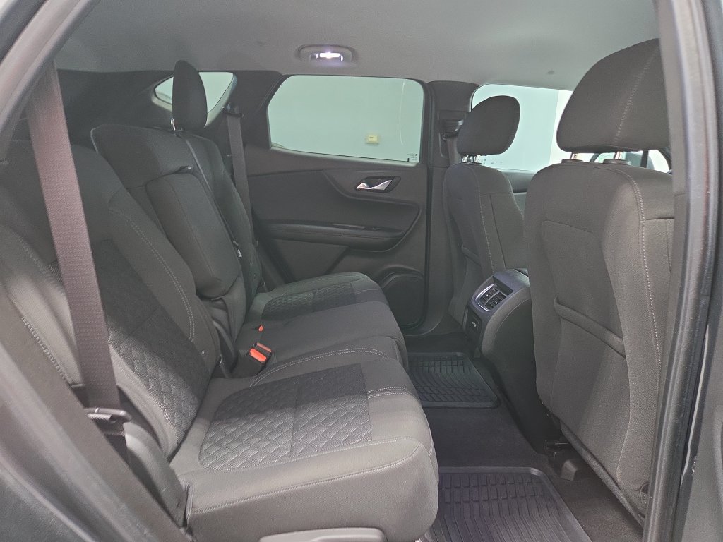 Used 2019 Chevrolet Blazer LT FWD image 15