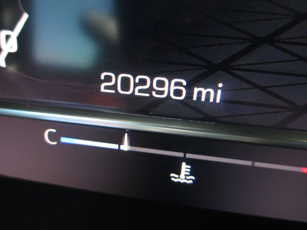 Used 2025 GMC Sierra 3500 SLT w/ SLT Premium Package image 38