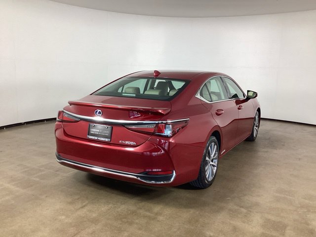 Certified 2021 Lexus ES 300h w/ Premium Package FWD image 5