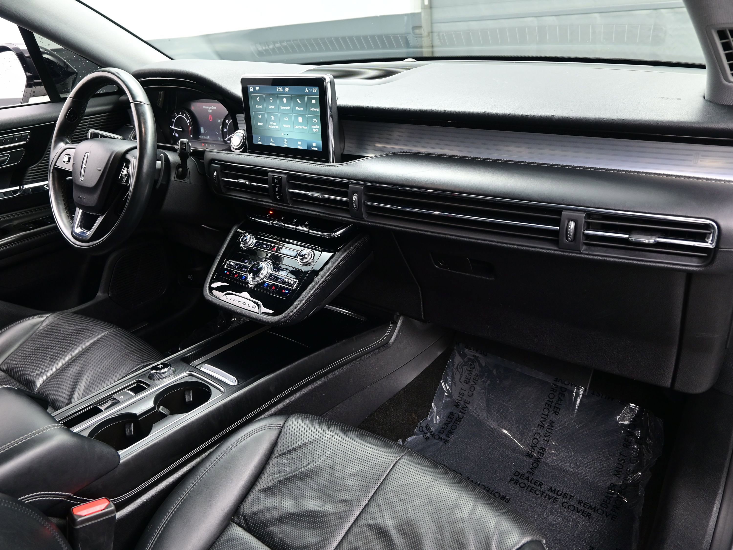 Used 2022 Lincoln Corsair AWD w/ Premium Package image 15
