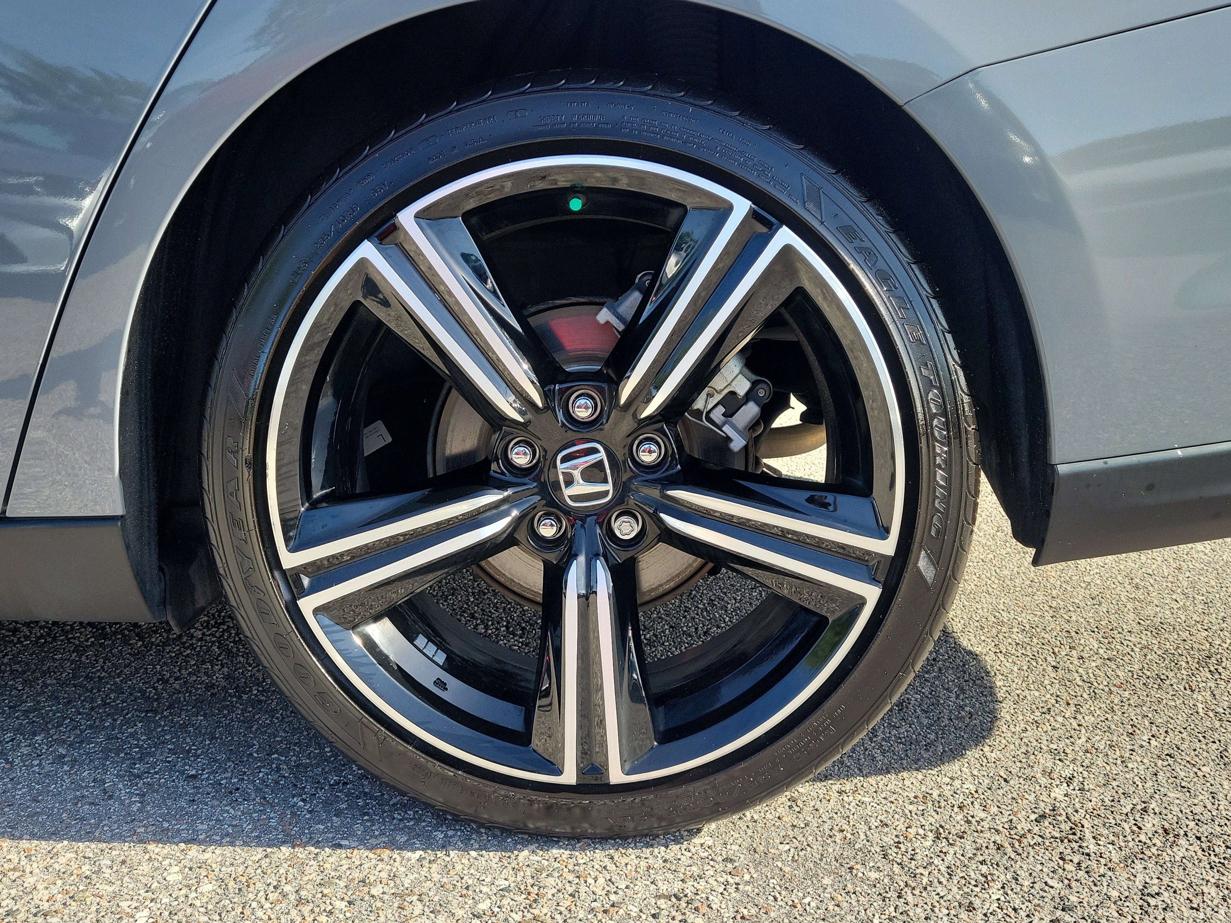 Used 2025 Honda Accord Sport image 9