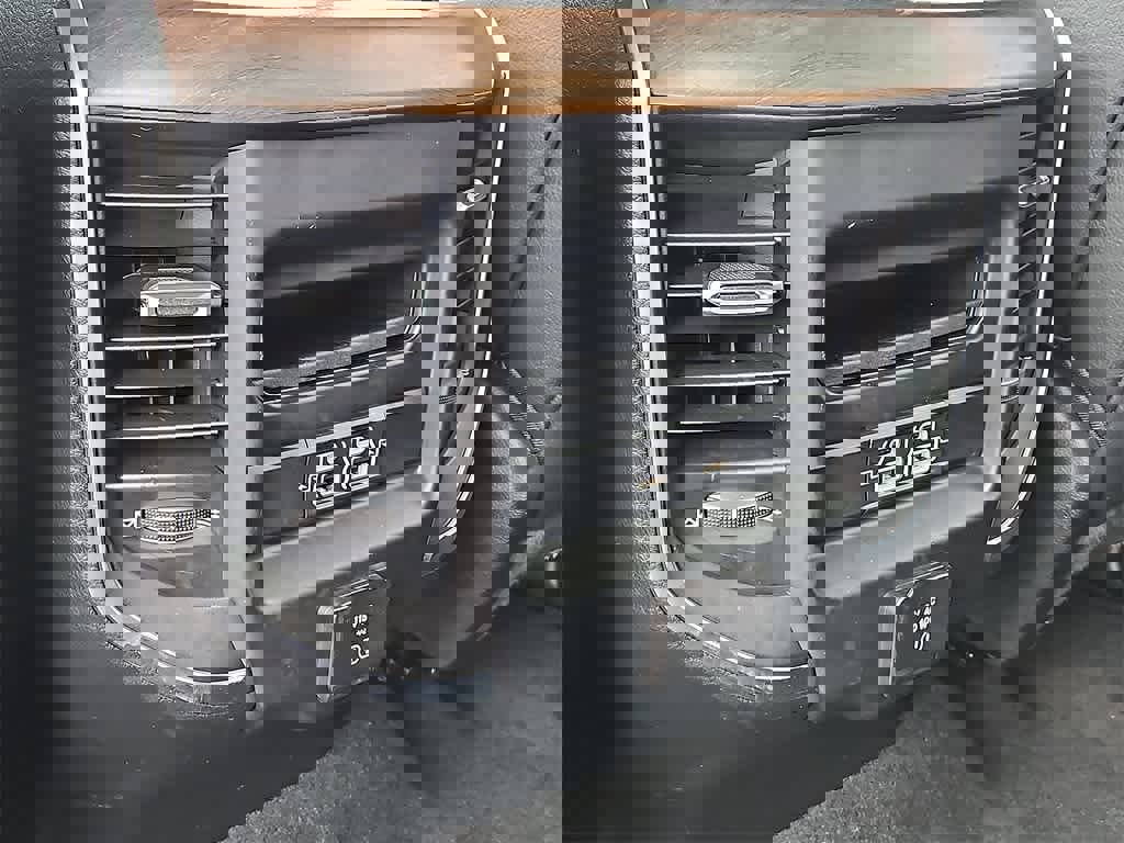 Used 2021 RAM 1500 Laramie image 22