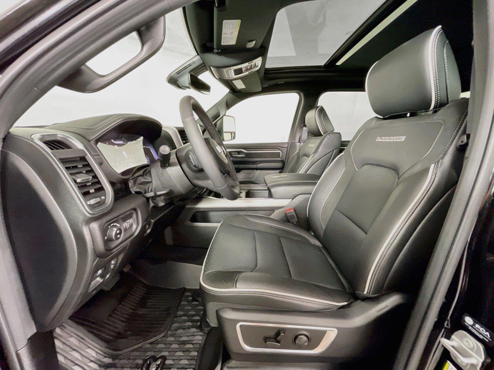 Used 2026 RAM 1500 Laramie w/ Advanced Safety Group II AWD/4WD image 25