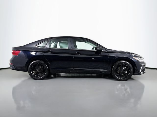 New 2026 Volkswagen Jetta SE FWD image 8