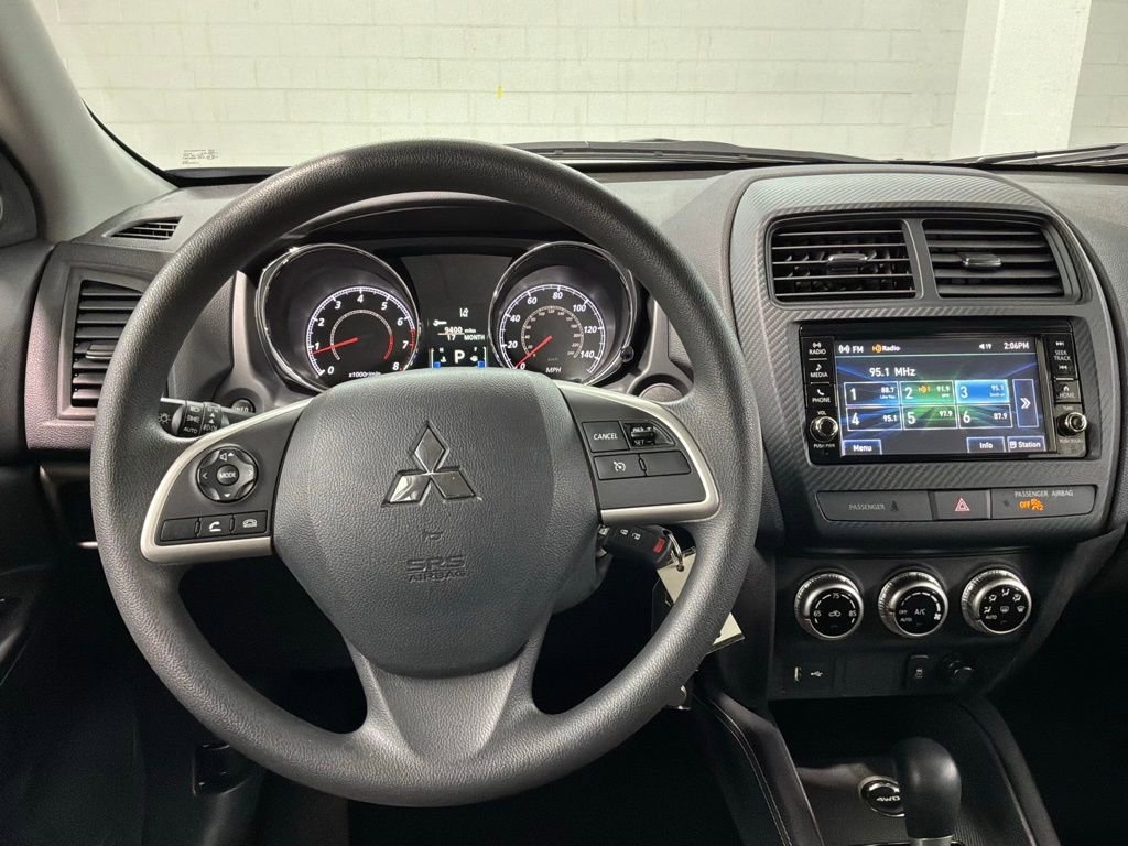 Used 2025 Mitsubishi Outlander Sport ES AWD/4WD image 8
