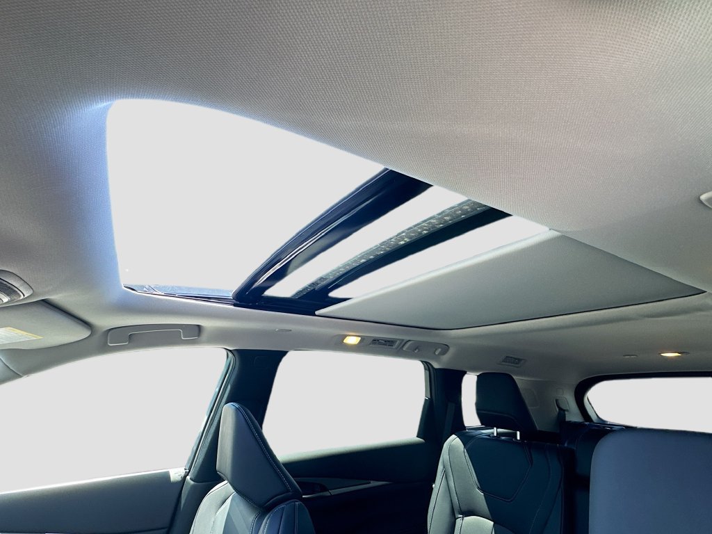 Used 2027 INFINITI QX60 Luxe w/ Cargo Package FWD image 24
