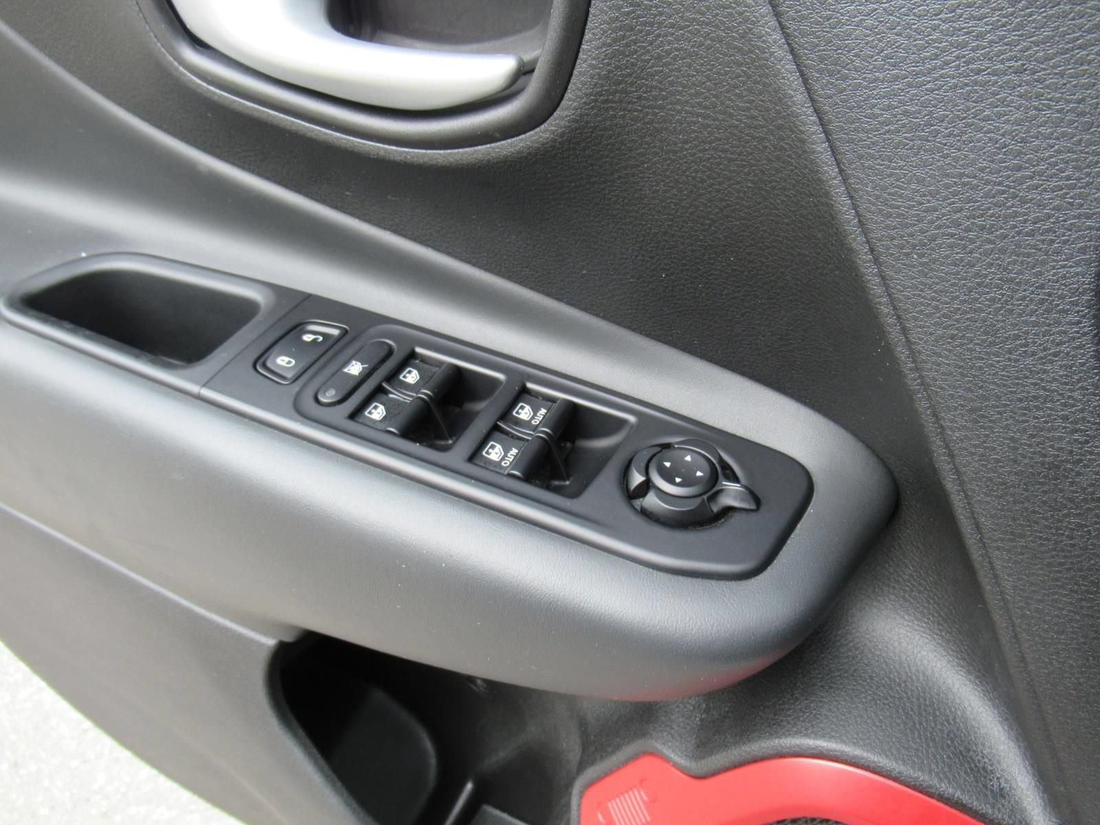 Certified 2023 Jeep Renegade Trailhawk AWD/4WD image 20