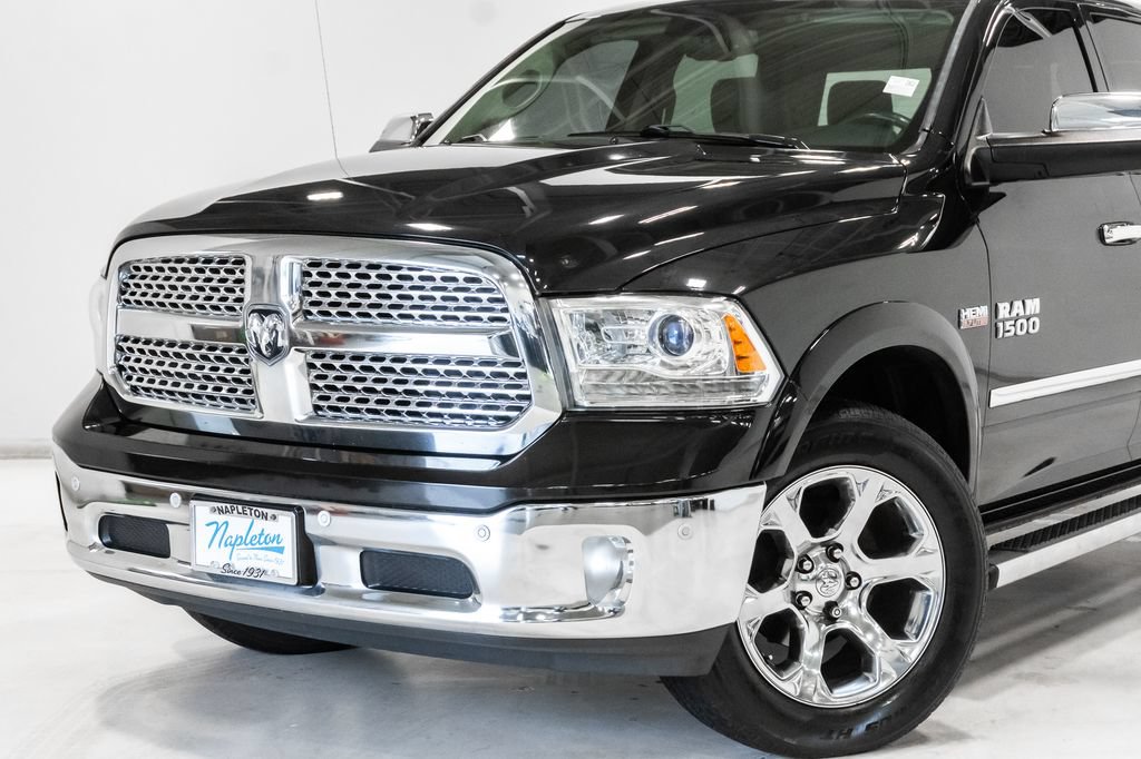 Used 2018 RAM 1500 Laramie AWD/4WD image 2