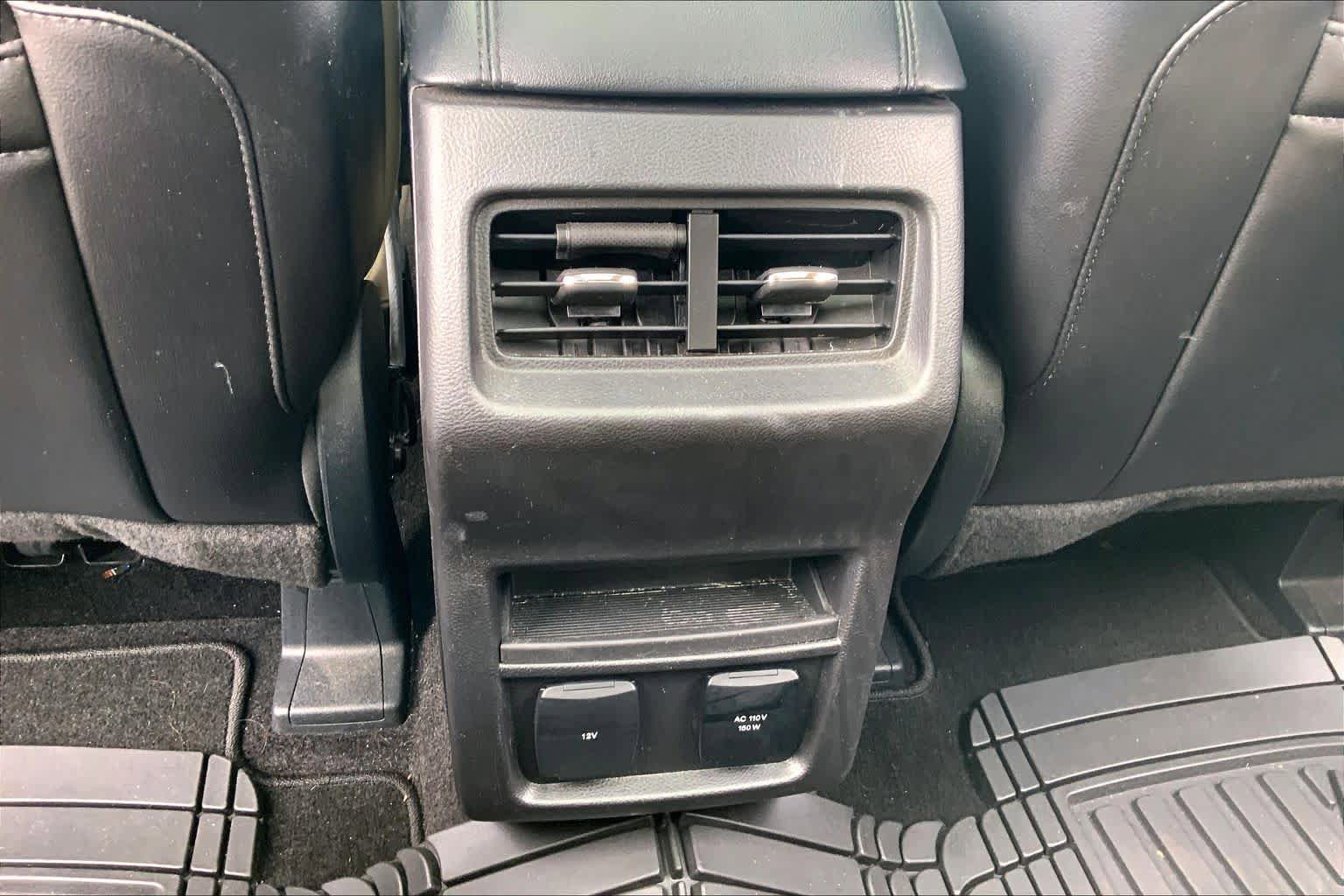 Used 2017 Ford Edge SEL w/ Equipment Group 201A image 34