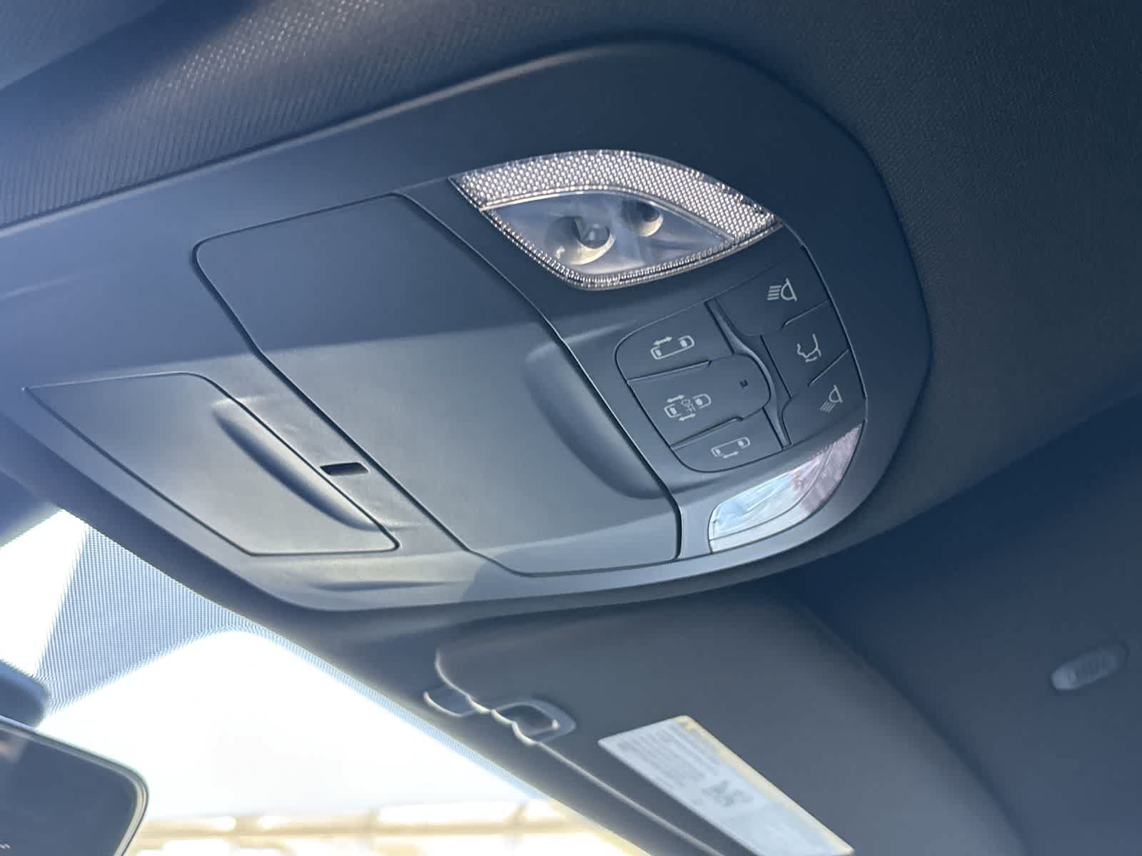 New 2027 Chrysler Pacifica LX FWD image 28