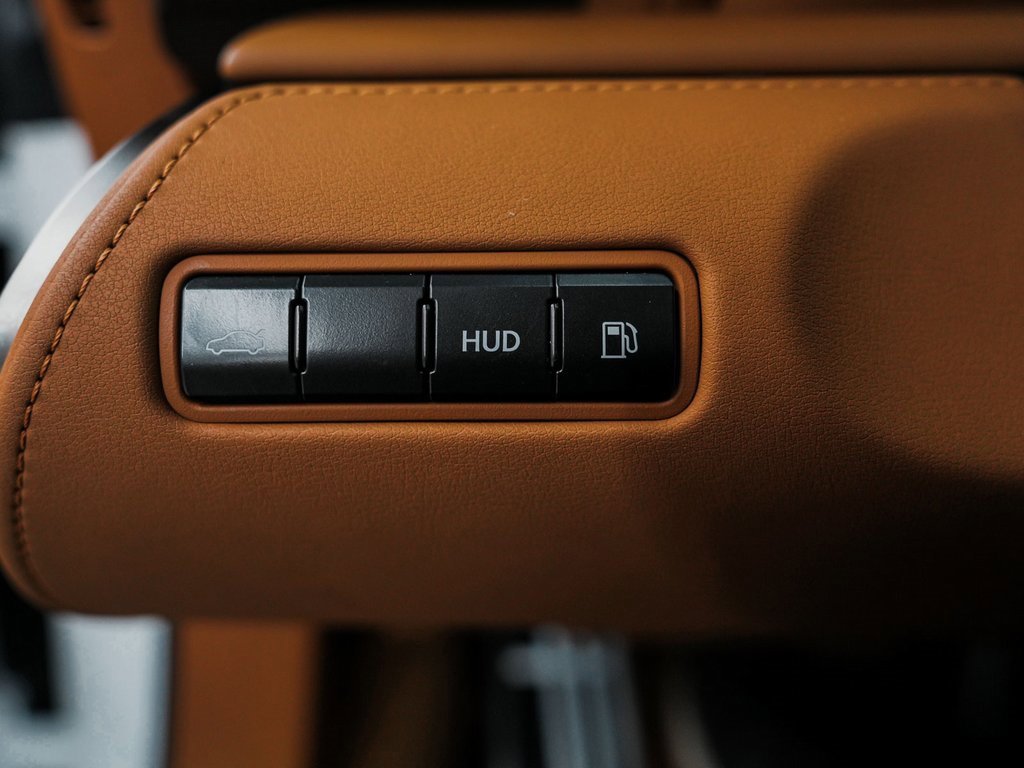 Used 2020 Lexus LC 500 Coupe w/ Performance Package image 18